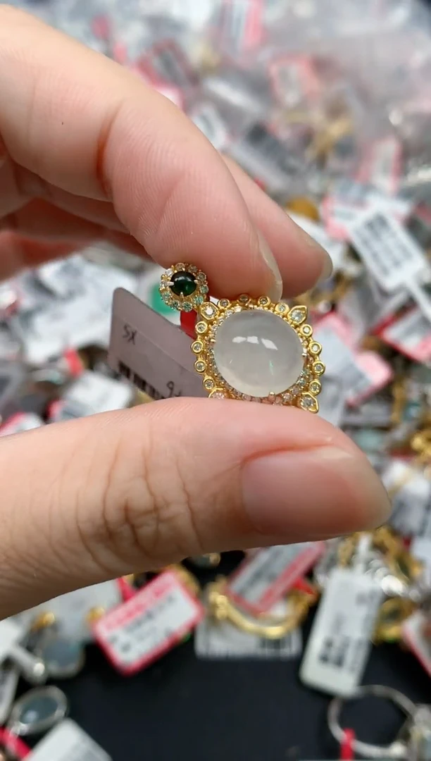 翡翠戒指银S925镶嵌天然缅甸翡翠