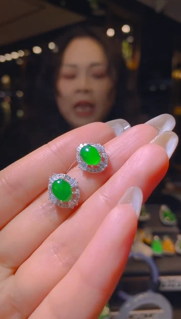 【闪购商品】翡翠耳饰银S925镶嵌130  （多样性发货）