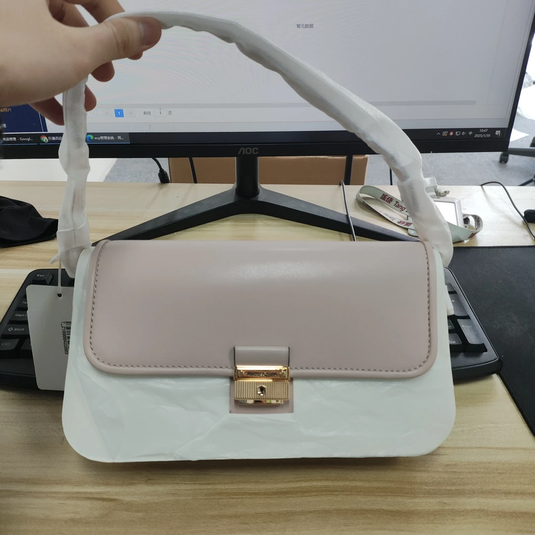 99新 MICHAEL KORS/迈克高仕 粉色单肩包/T_ZY0000422803