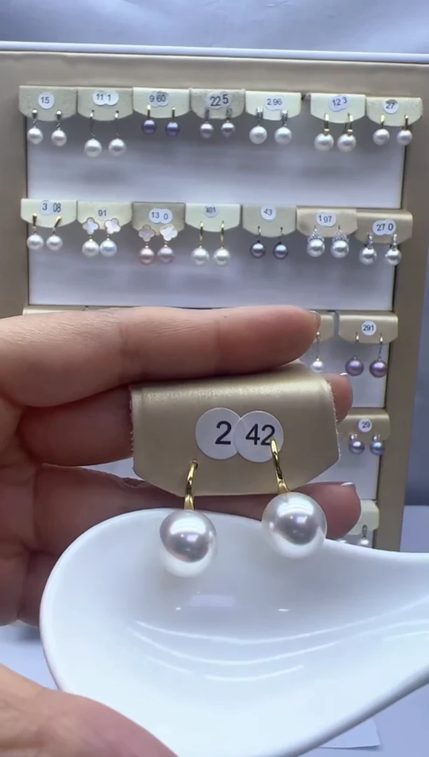 【闪购商品】淡水珍珠耳饰银S925镶嵌242