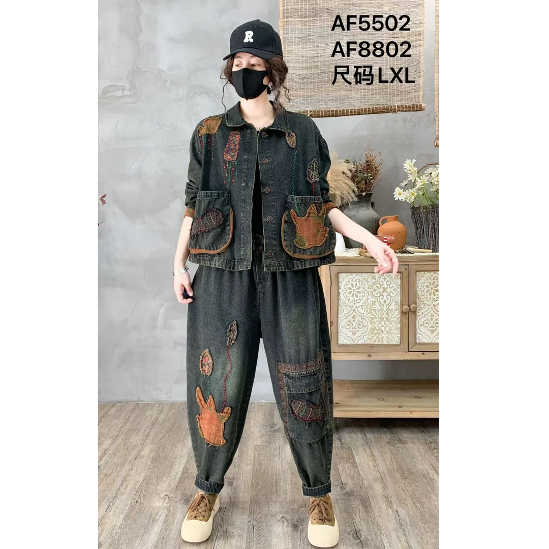 2025春季新款复古刺绣女牛仔两件套宽松休闲时尚洋气减龄大码女装