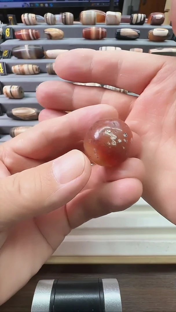 未镶嵌颈饰玛瑙/玉髓玛瑙26