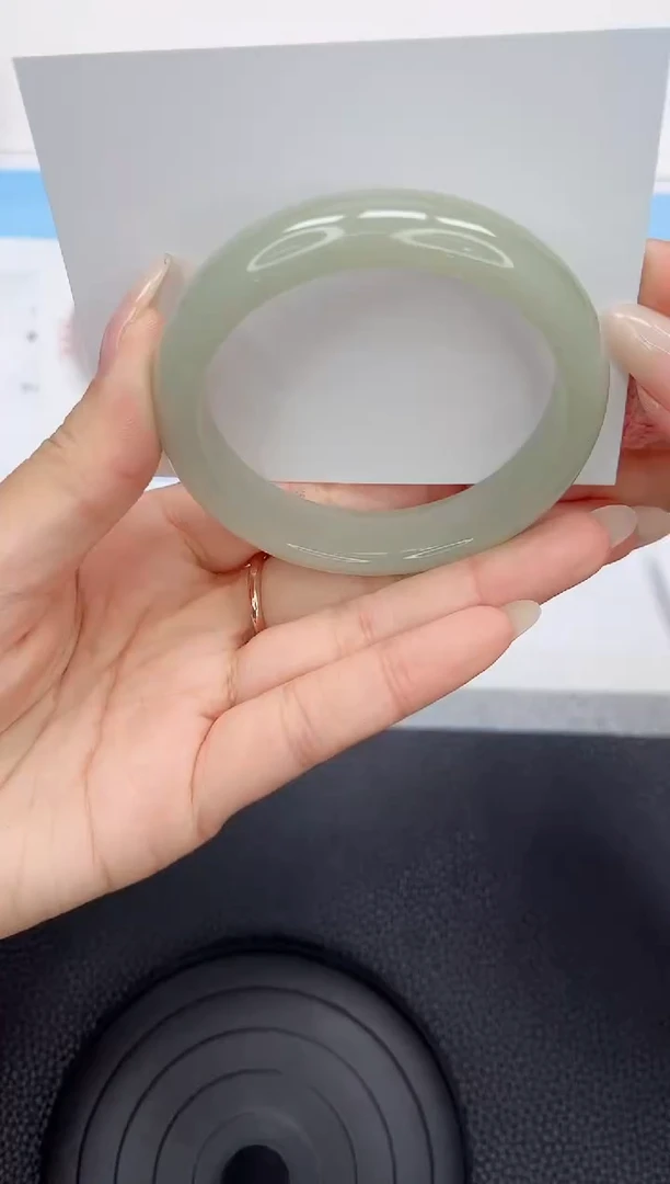 石英质玉手镯未镶嵌184-53.9