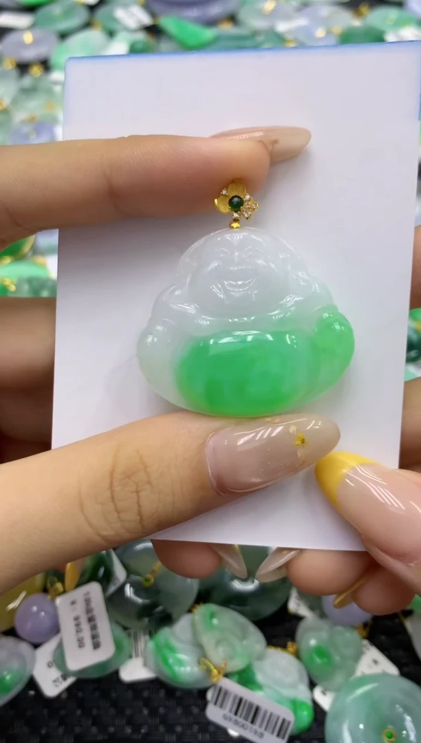 颈饰18K金镶嵌翡翠?****?天然缅甸翡翠A货