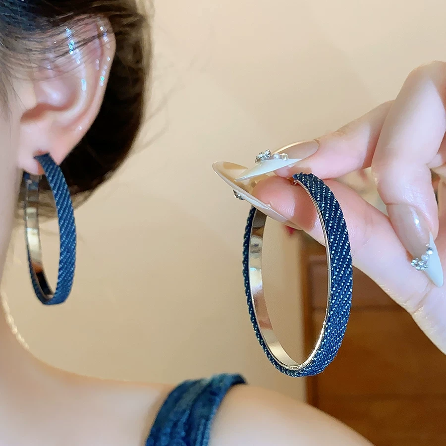 合金耳饰 小众设计感牛仔蓝布艺大圈圈耳环女新款气质夸张耳饰潮