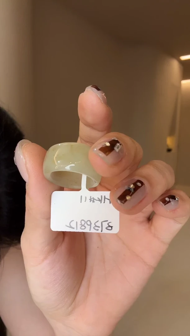 【闪购商品】和田玉戒指未镶嵌11码糖草花宽方胖