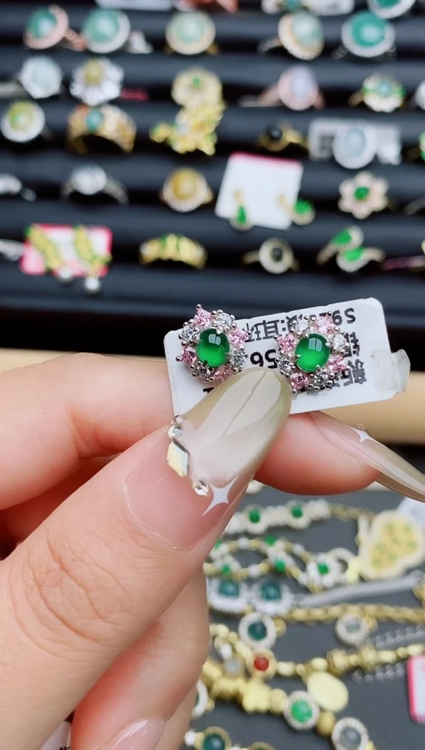 翡翠戒指银S925镶嵌瑞丽市颜玉珠宝