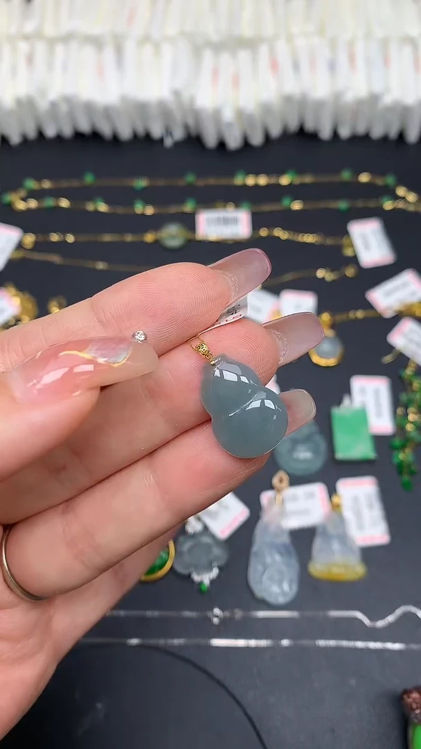 翡翠18K金镶嵌吊坠(不含链)MS193604