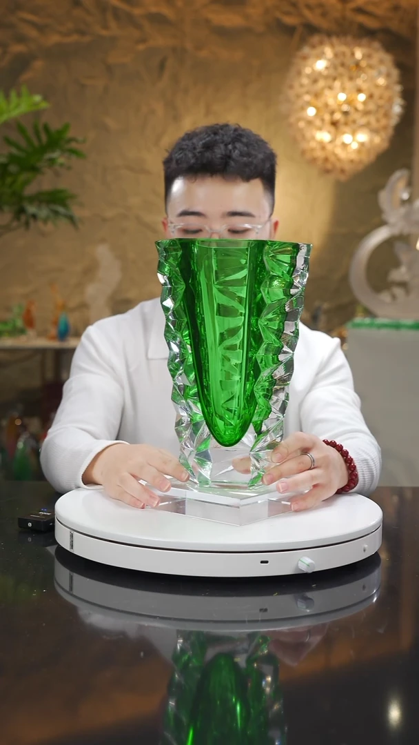 琉璃手工艺品鸿**聚福利绿色切面花瓶带底座