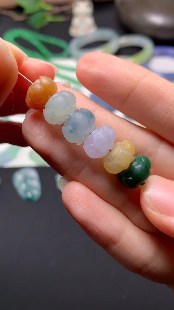 未镶嵌定制翡翠Y**伊0366188550