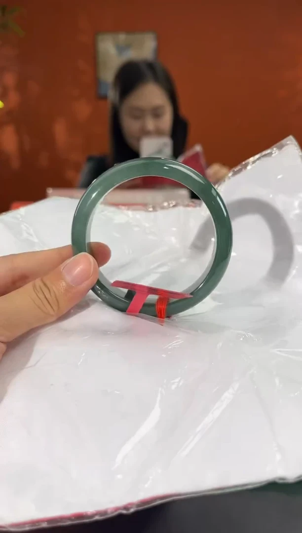 未镶嵌手镯翡翠3   55.4