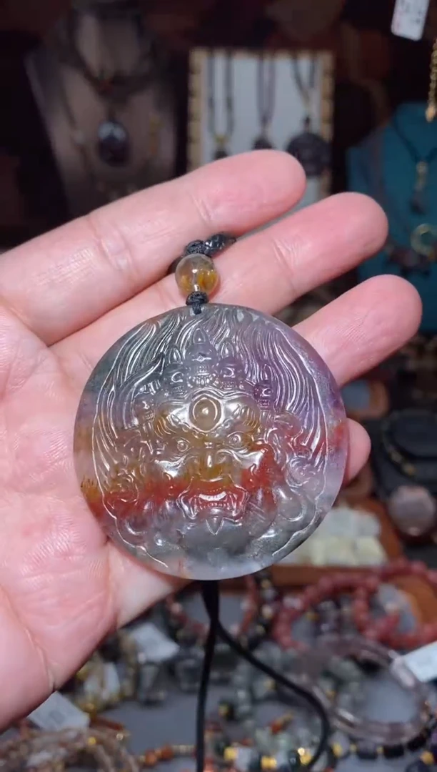 【闪购商品】水晶吊坠未镶嵌极光