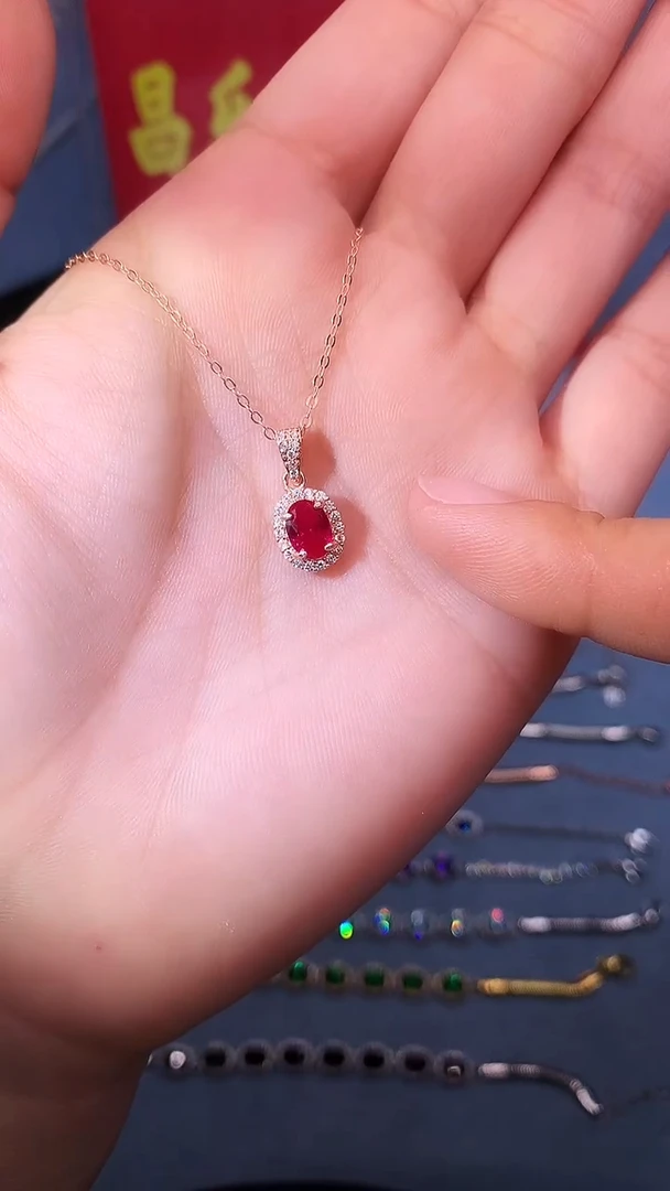 【闪购商品】红宝石吊坠(赠链)银S925镶嵌111111