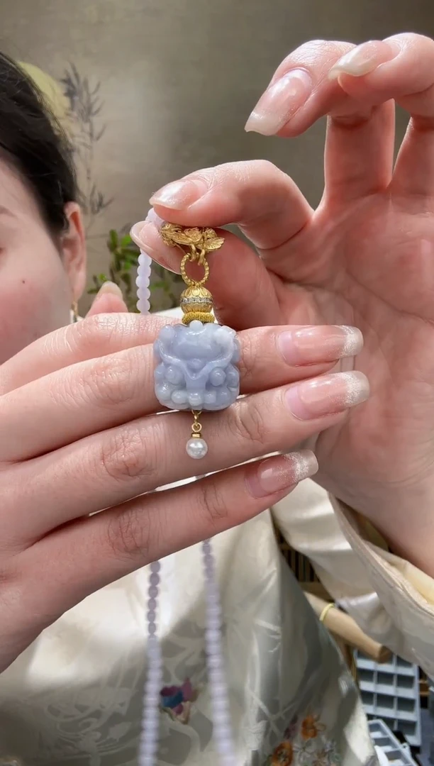 【闪购商品】翡翠颈饰未镶嵌吊坠