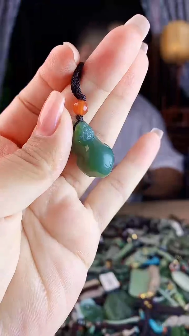 未镶嵌和田玉挂件多样性发货拍一发一