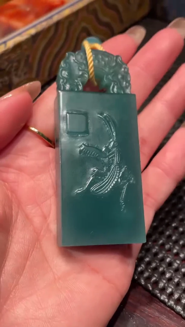 【闪购商品】雅安绿印石原印石一个0150902