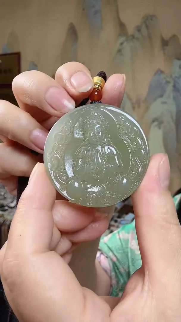 颈饰未镶嵌和田玉.