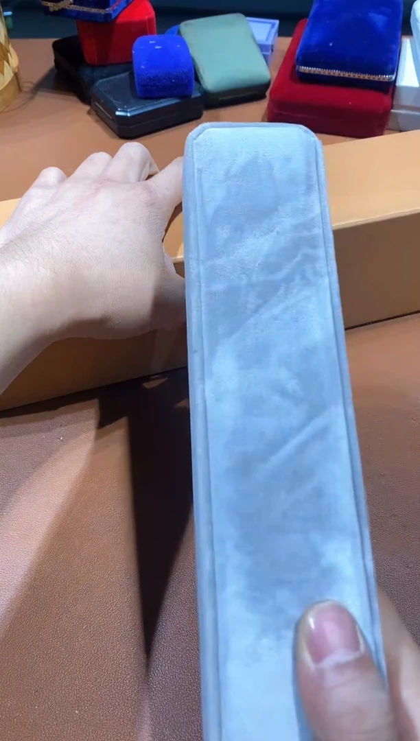 老二精选工艺品冰*A1075