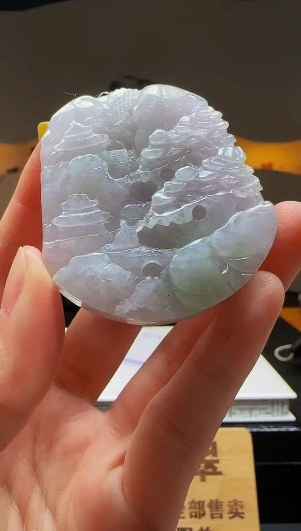 【闪购商品】翡翠颈饰未镶嵌Q02294翡翠毛货