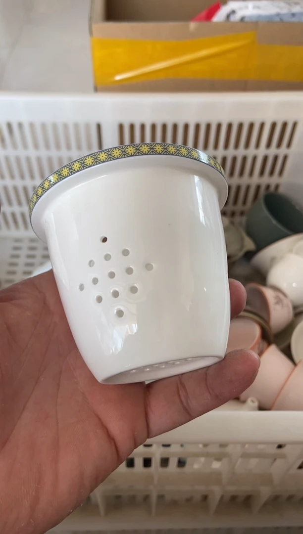 杯无运费险有瑕疵的摄影的产品有使用过的痕迹有点脏介意勿拍