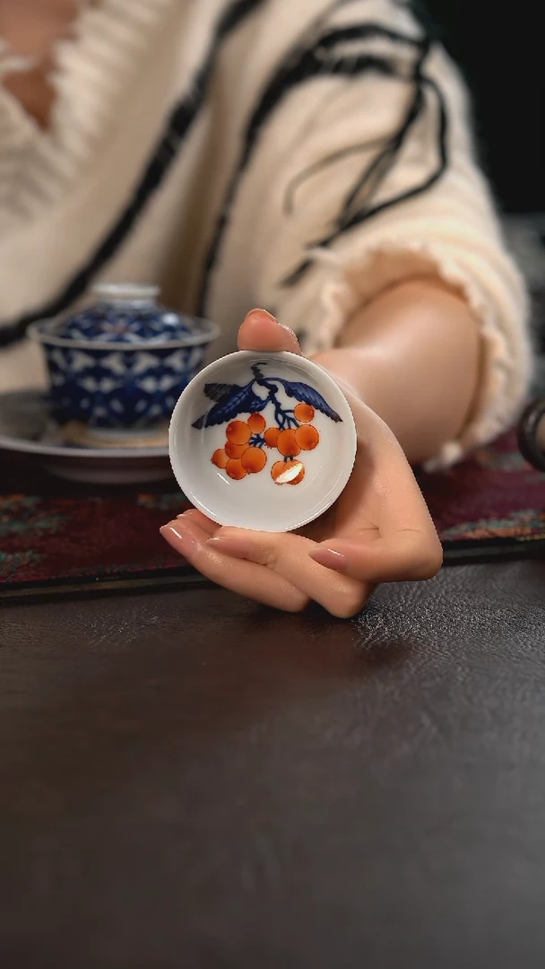 洪印慕明矾红加彩小碗杯 枇杷