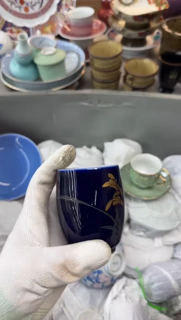 茶盏松*瓷器瓷器瓷器瓷器
