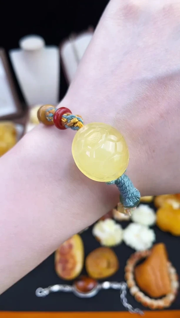 琥珀未镶嵌珠宝奇石柒月