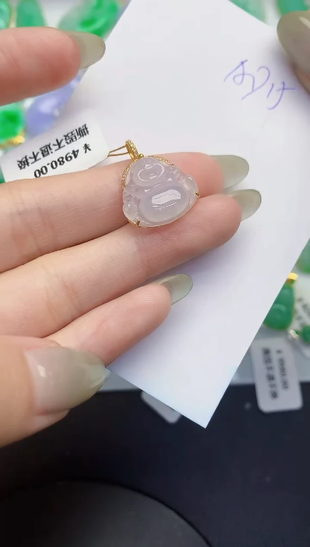 翡翠18K金镶嵌颈饰缅甸天然翡翠A货
