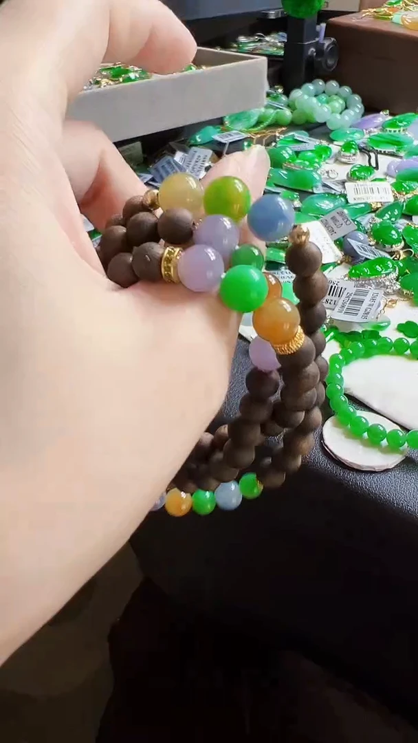 颈饰未镶嵌翡翠⭕****•珠链