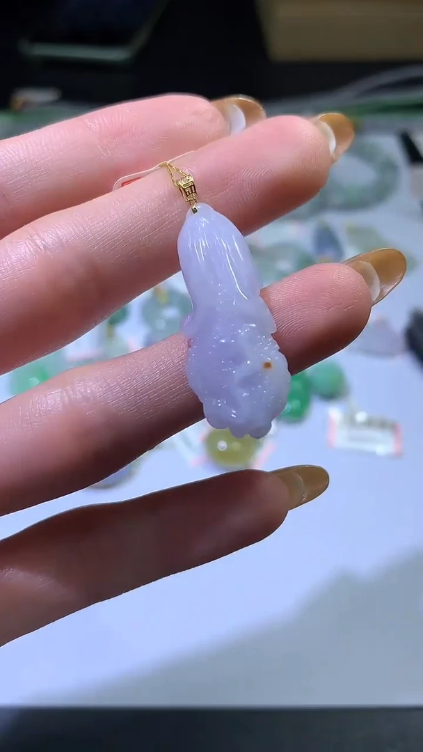 颈饰18K金镶嵌翡翠ZX018812