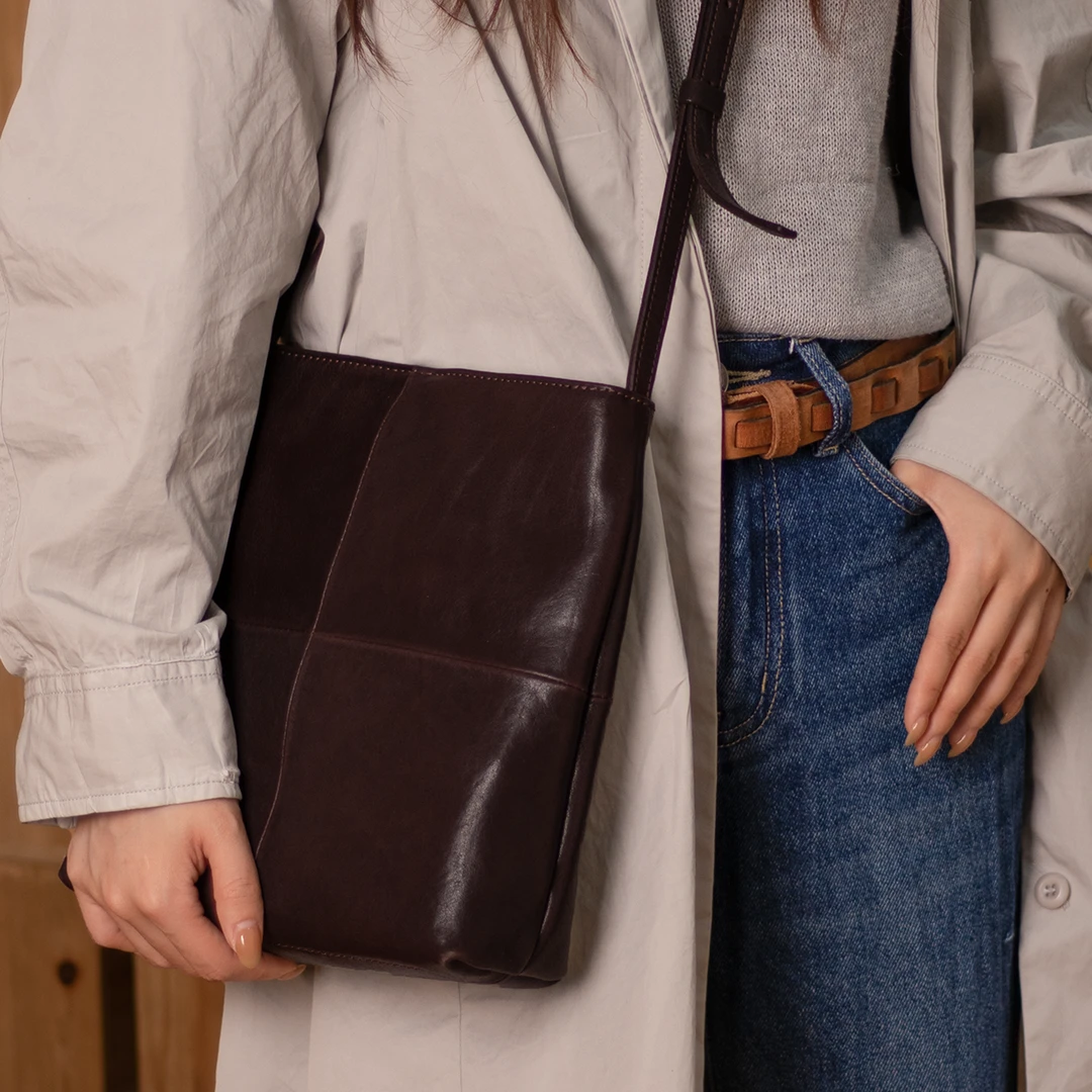 制道手工简约方格磁吸小挎包牛皮制道休闲12576