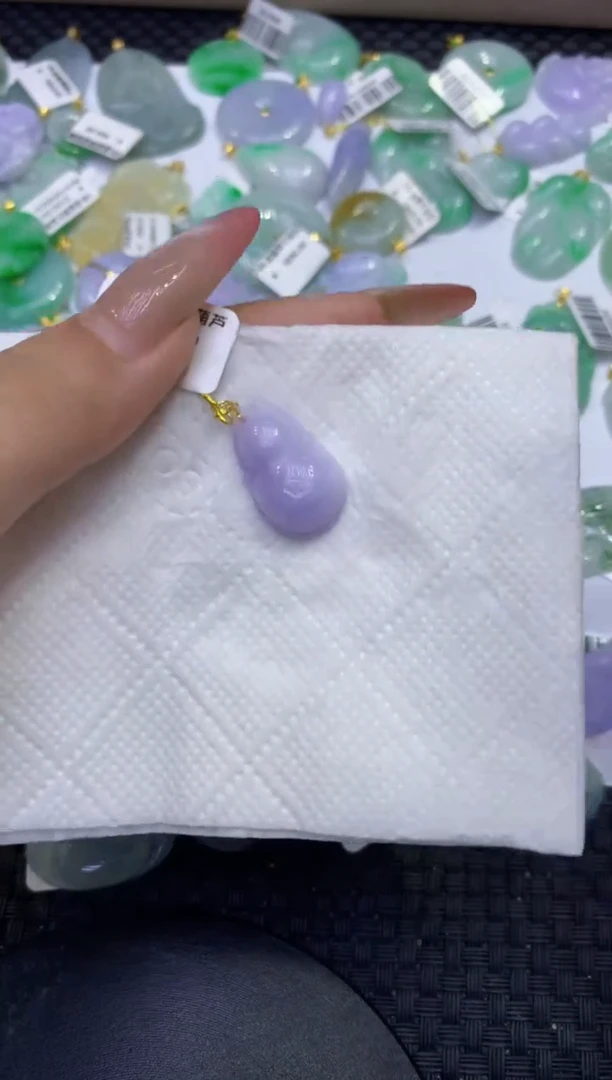 颈饰18K金镶嵌翡翠天然缅甸A货翡翠