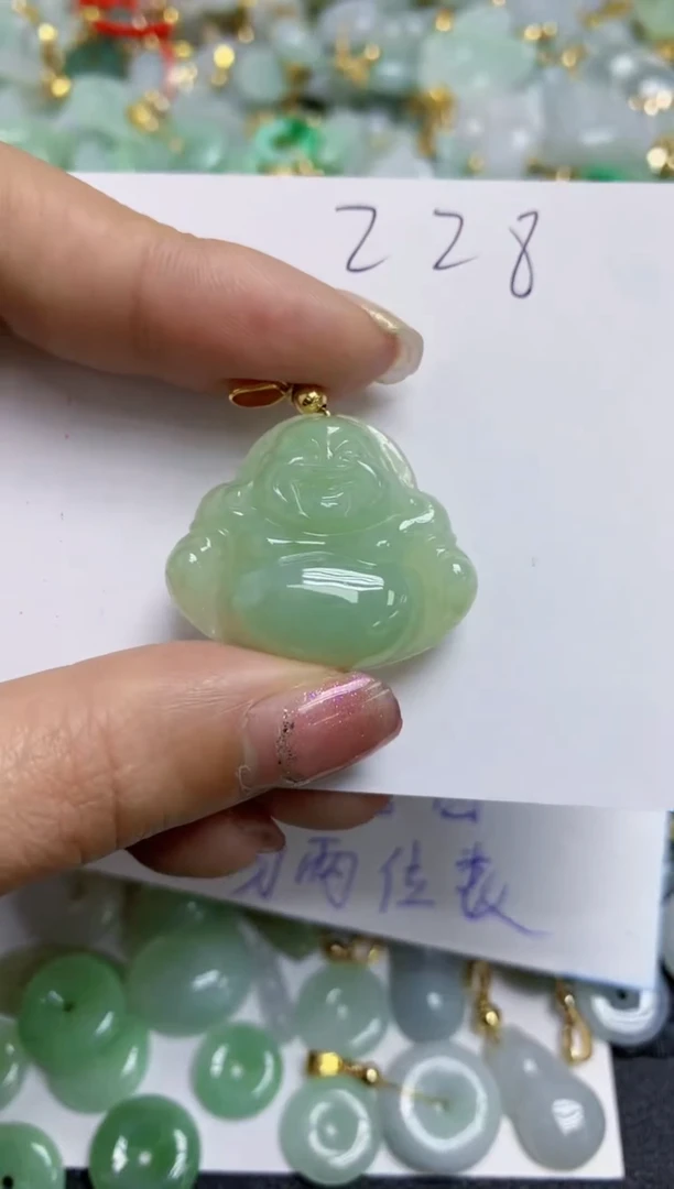 【闪购商品】翡翠颈饰合金天然翡翠A货