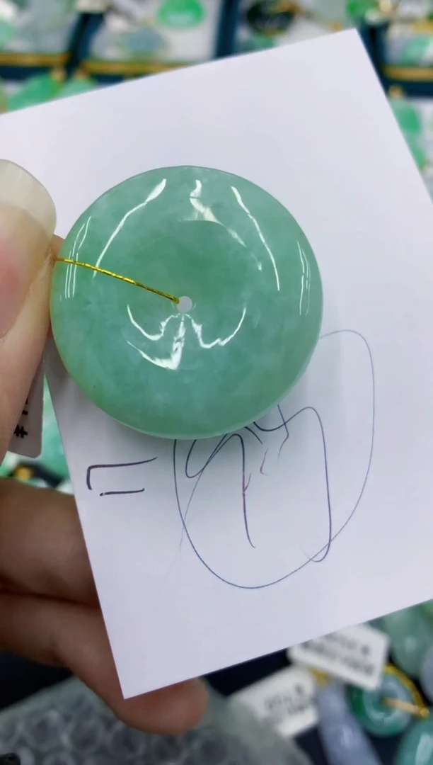 翡翠未镶嵌颈饰1111111111