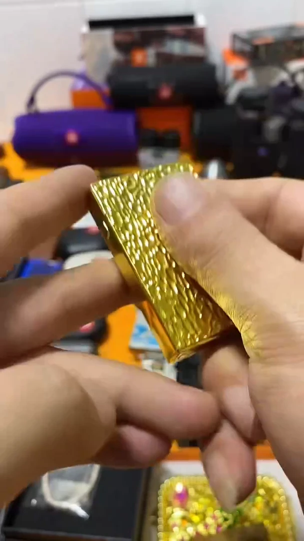 瓷片闪购商品 如图所示