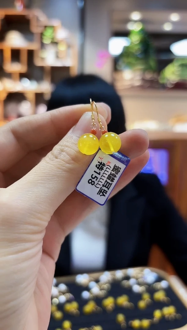 【闪购商品】蜜蜡耳饰银S925镶嵌耳钉