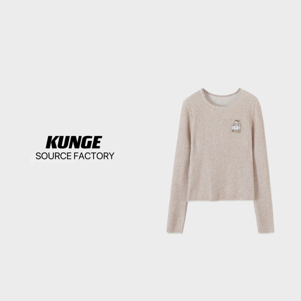 KUNGE-时尚针织衫女秋冬长袖香水瓶时尚修身白色上衣-8122