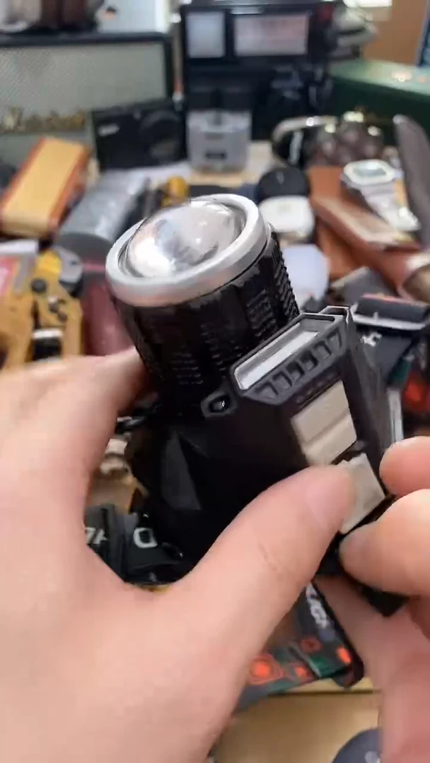 瓷片闪购商品 如图所示