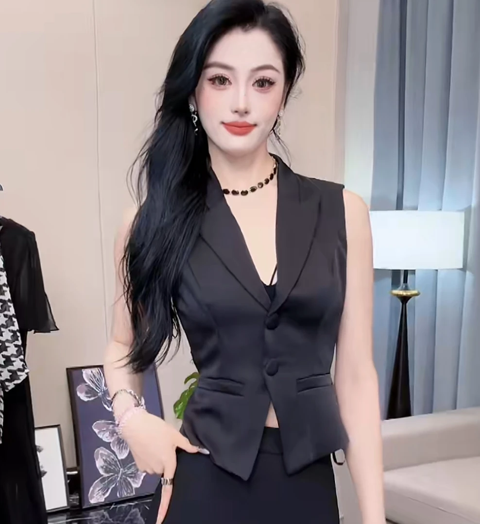 莹莹红人馆时尚气质百搭设计师款拼接蕾丝马甲50575024 686