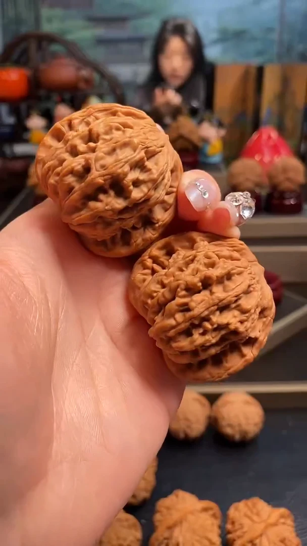 【闪购商品】文玩核桃吊坠K391麦穗虎头45