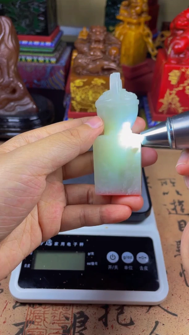 寿山石印石高山晶聚宝盆