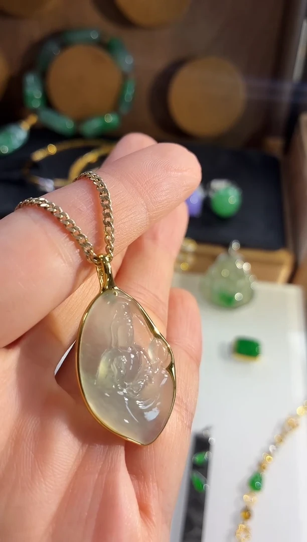 吊坠(不含链)18K金镶嵌翡翠吊坠