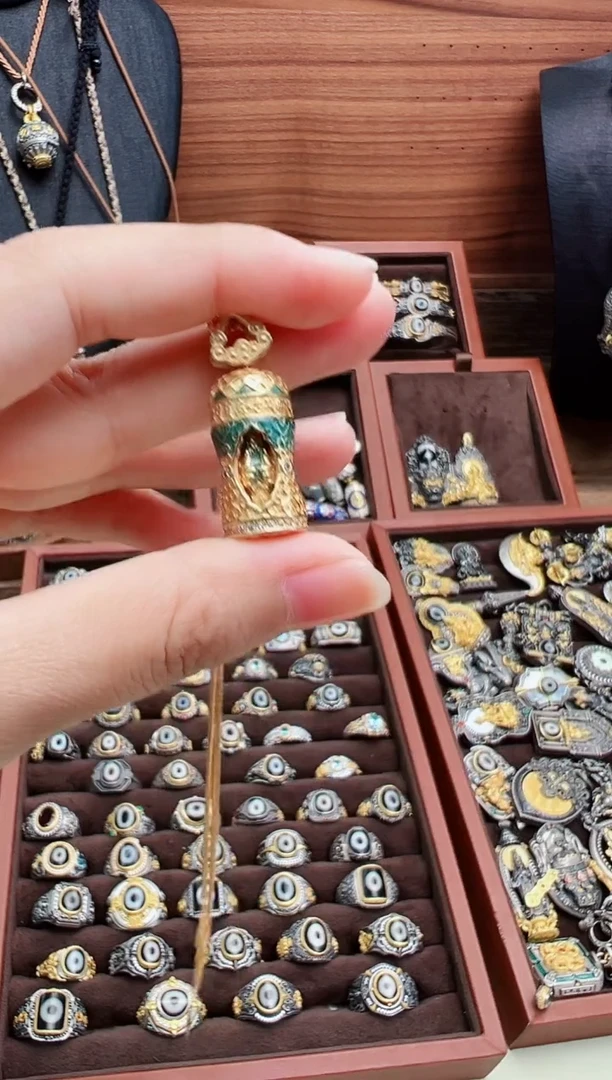 无非金属藏式四面佛项链