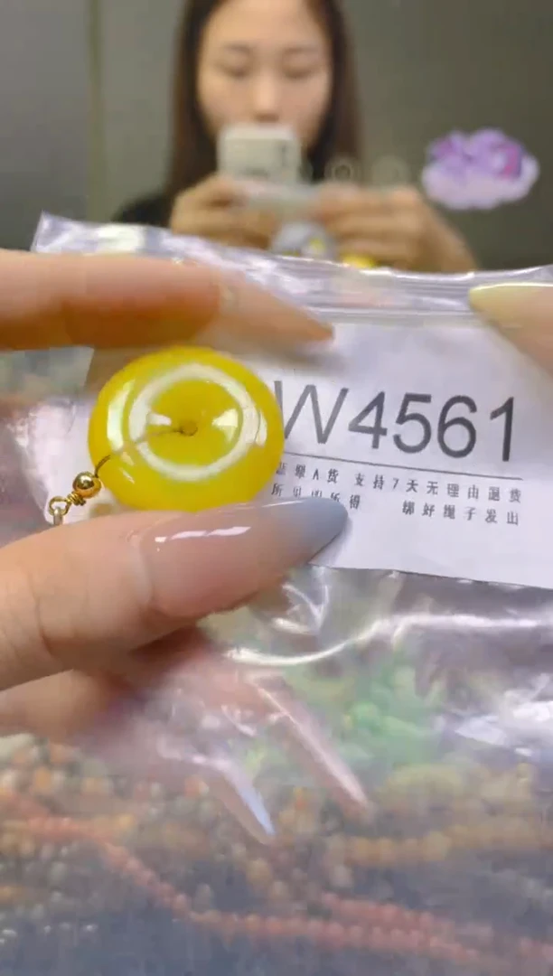 翡翠未镶嵌颈饰/W/翡翠A货，一件也是批发价