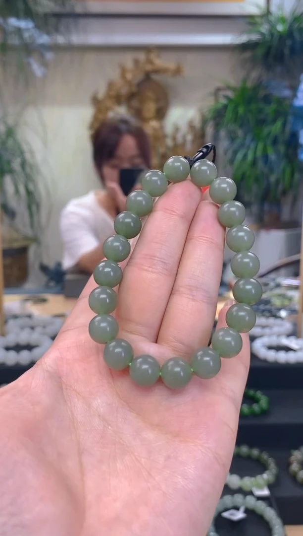 未镶嵌手串和田玉卡10