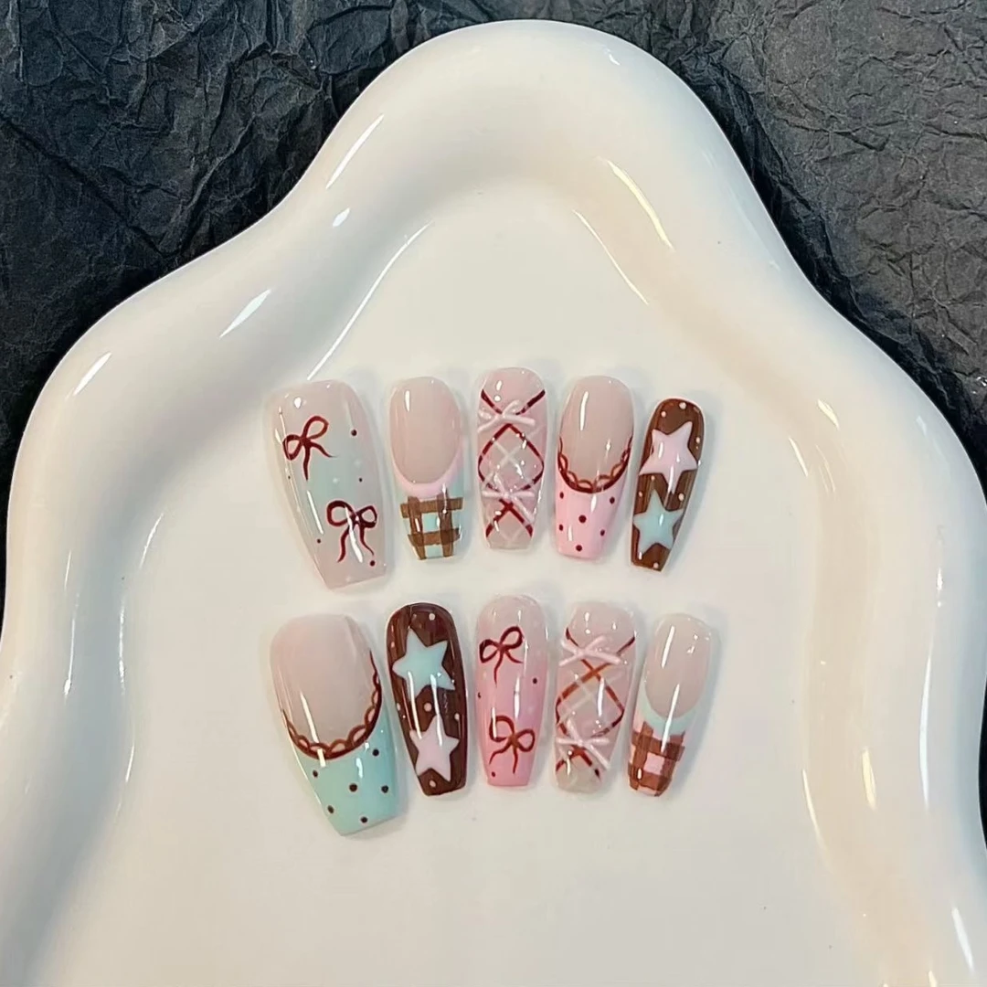 草莓薄荷新款半手工穿戴甲新款甜美配色猫眼高级感气质显白美甲片