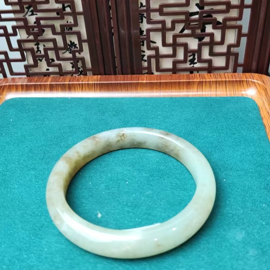 和田玉-----手镯（56mm）0735