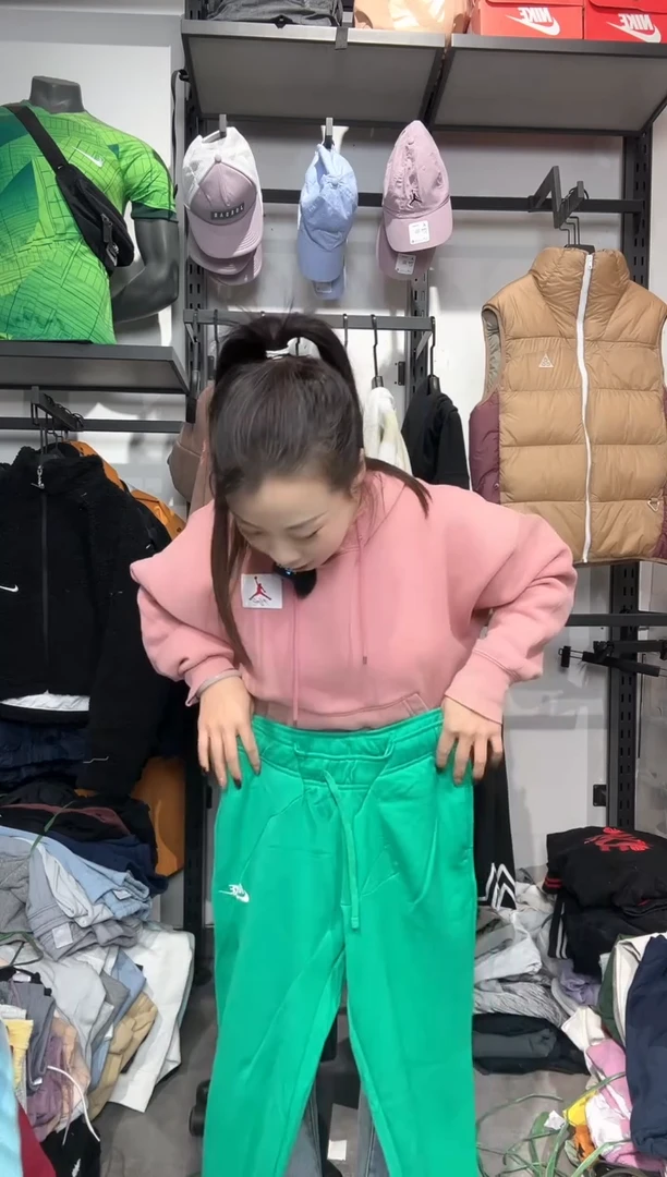 1183编码 瑕疵款直播间过款为准 尺码    身高  M