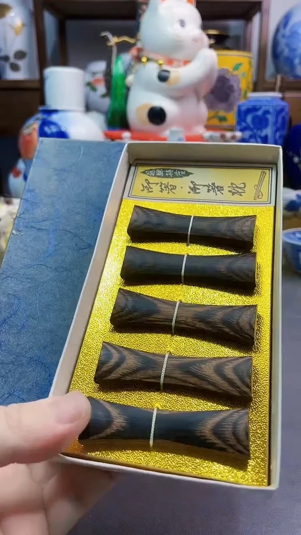 瓷片日产檀木筷置五件套
