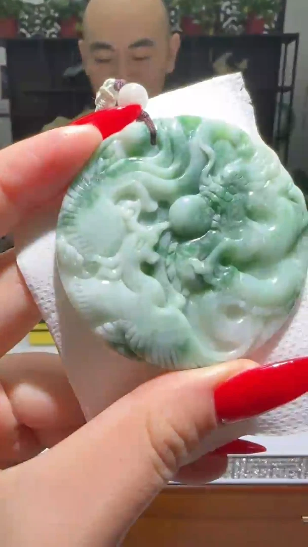 【闪购商品】翡翠颈饰未镶嵌天然翡翠A货吊坠